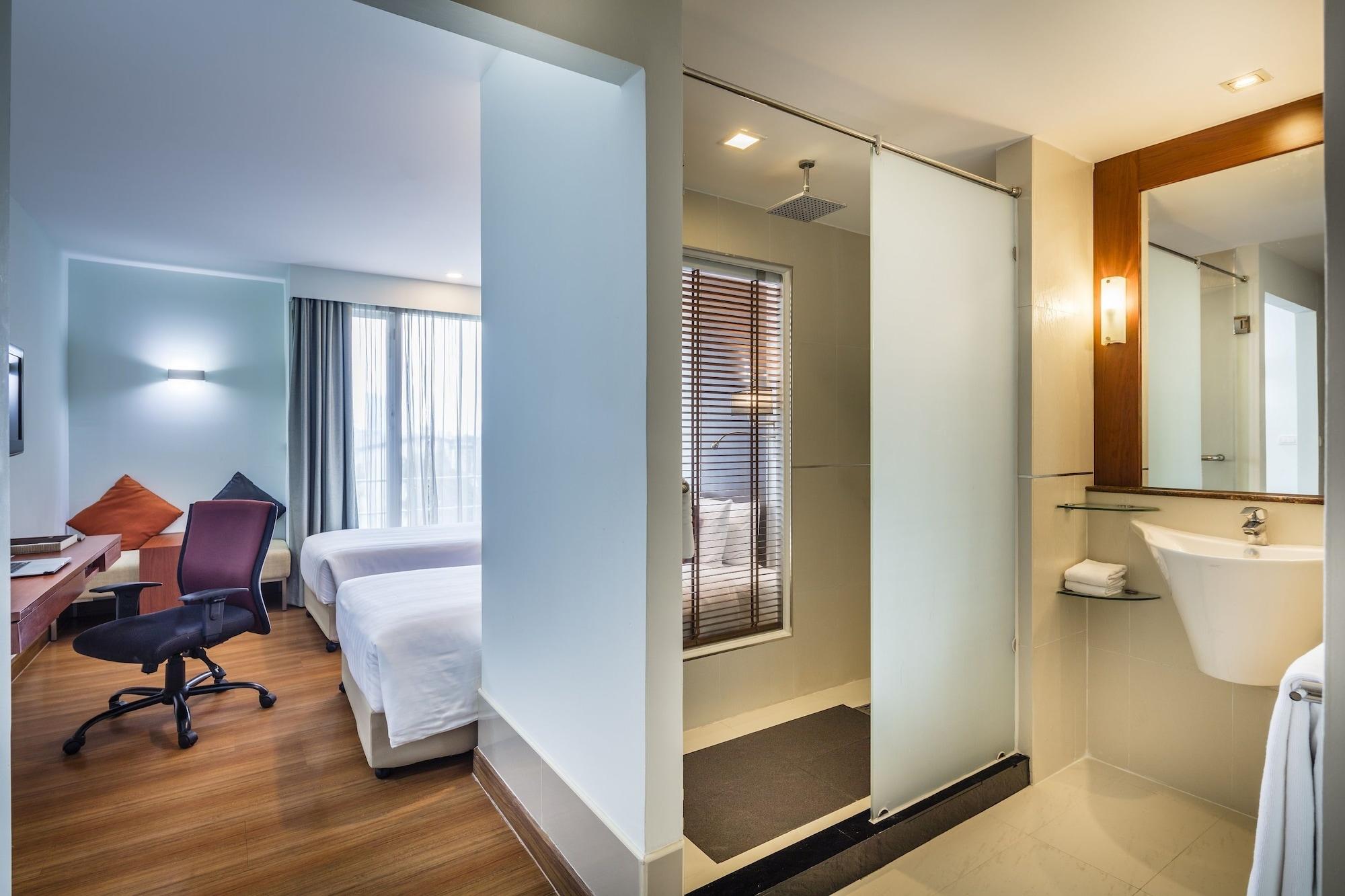 Hotel Solo, Sukhumvit 2, Bangkok - Sha Extra Plus Ngoại thất bức ảnh