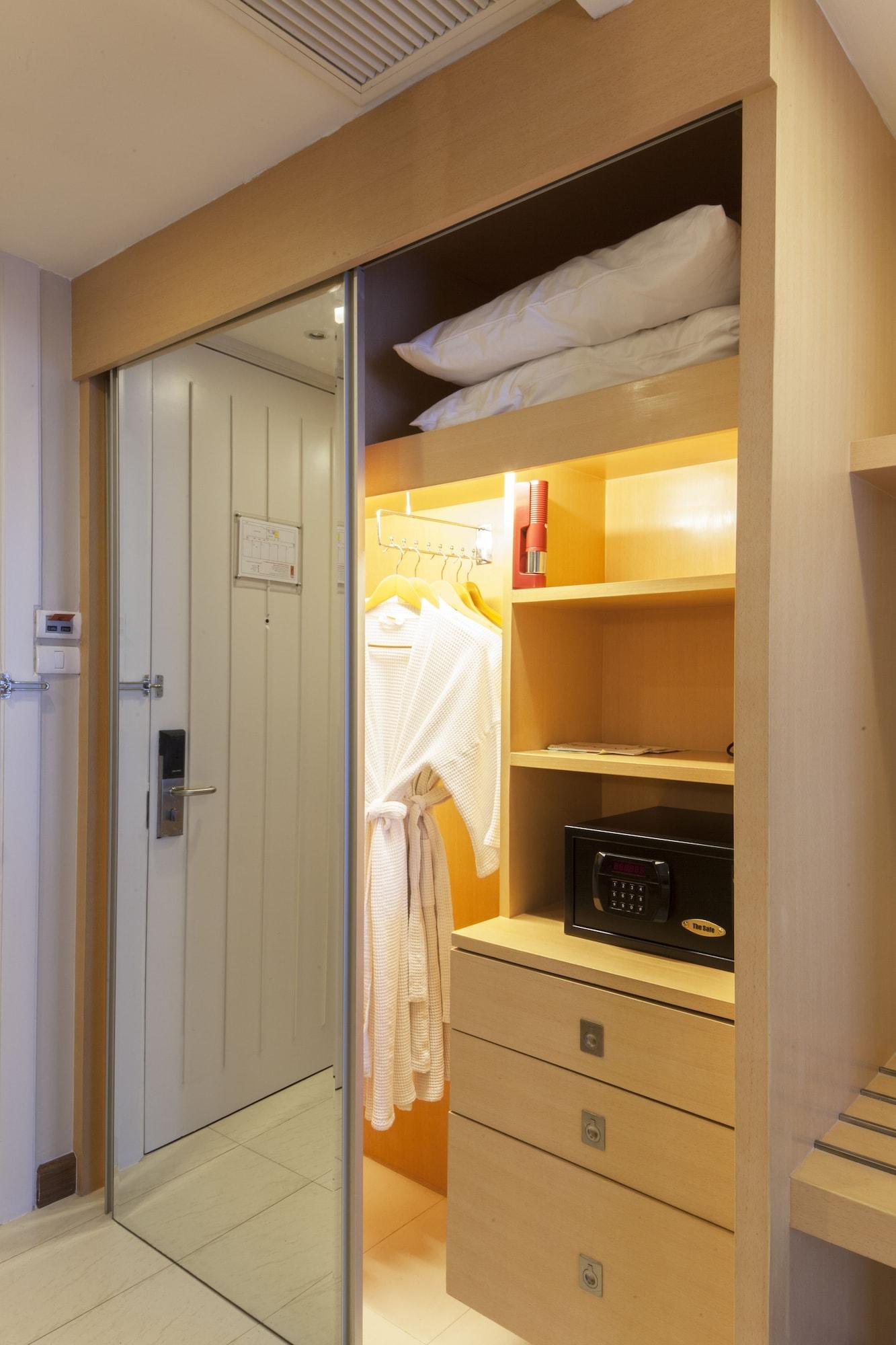 Hotel Solo, Sukhumvit 2, Bangkok - Sha Extra Plus Ngoại thất bức ảnh