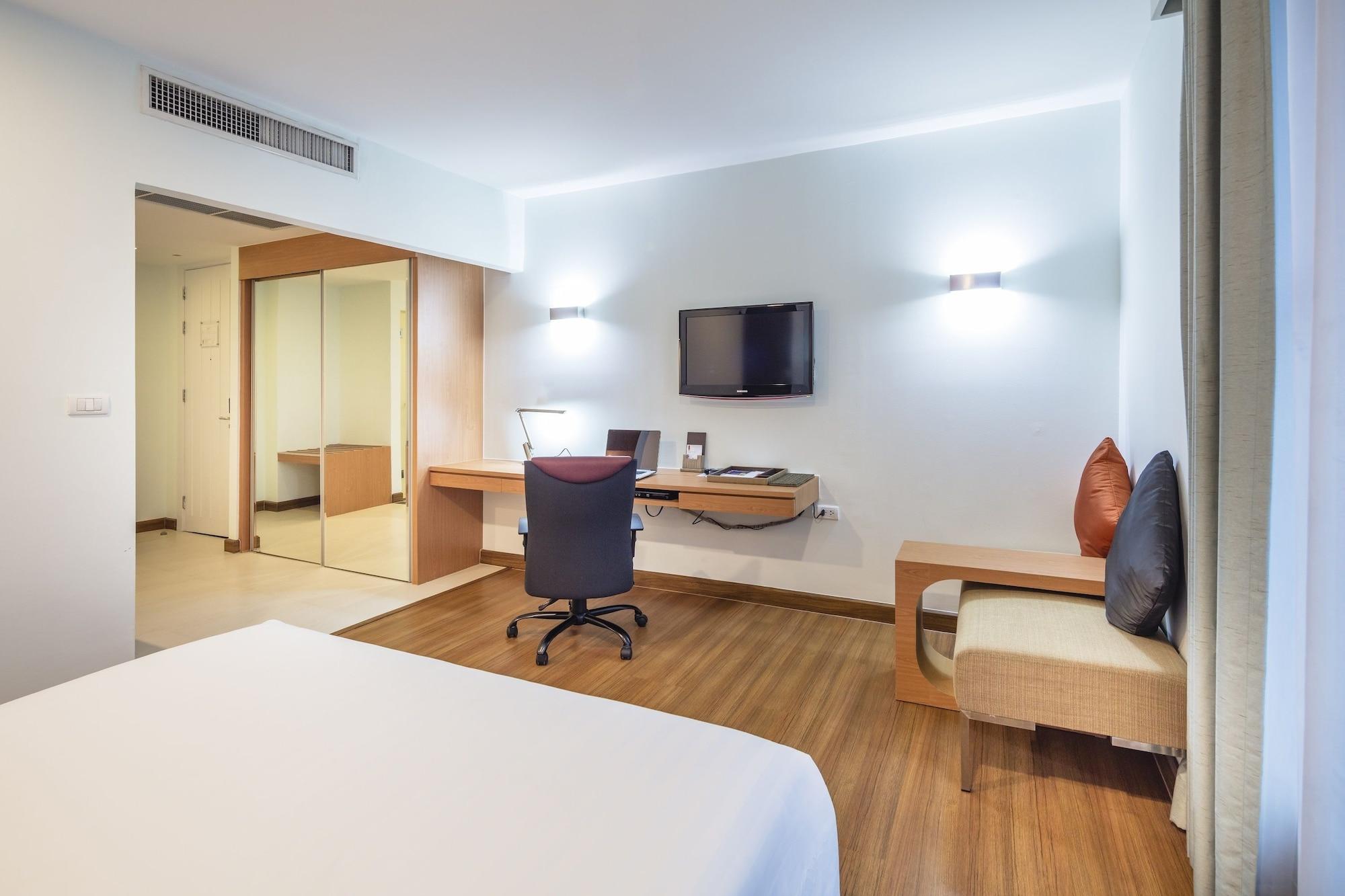 Hotel Solo, Sukhumvit 2, Bangkok - Sha Extra Plus Ngoại thất bức ảnh