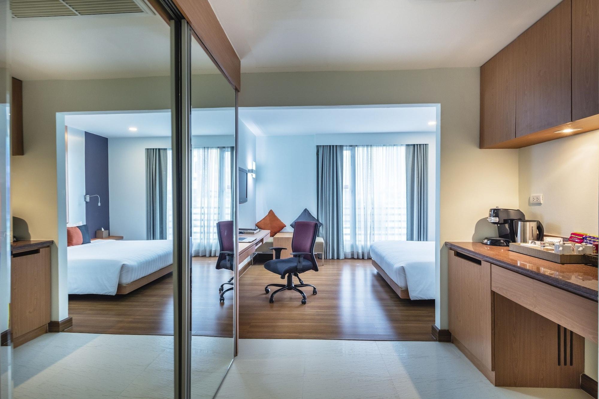 Hotel Solo, Sukhumvit 2, Bangkok - Sha Extra Plus Ngoại thất bức ảnh