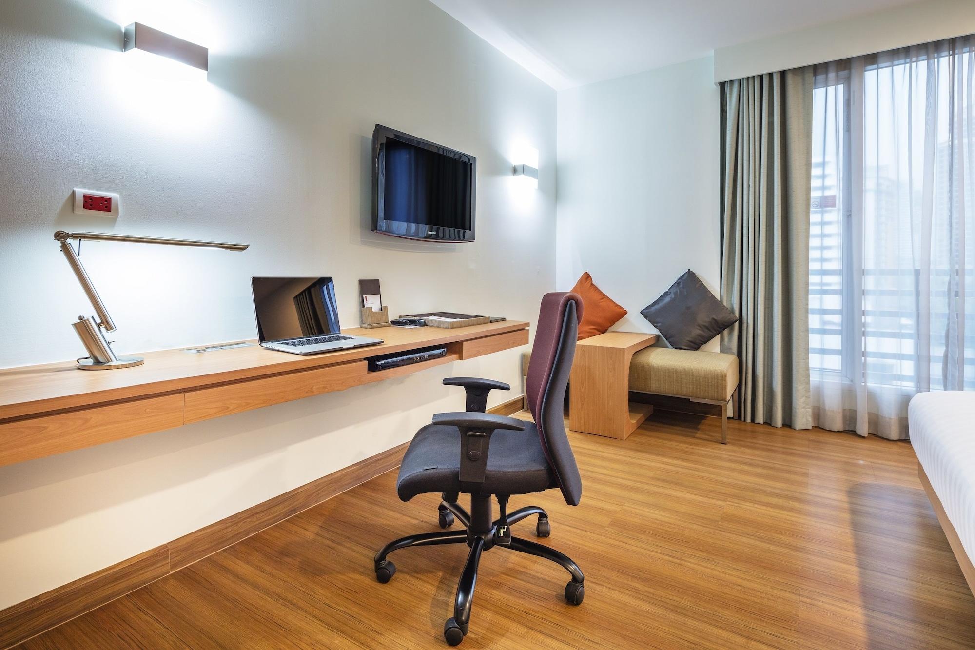 Hotel Solo, Sukhumvit 2, Bangkok - Sha Extra Plus Ngoại thất bức ảnh